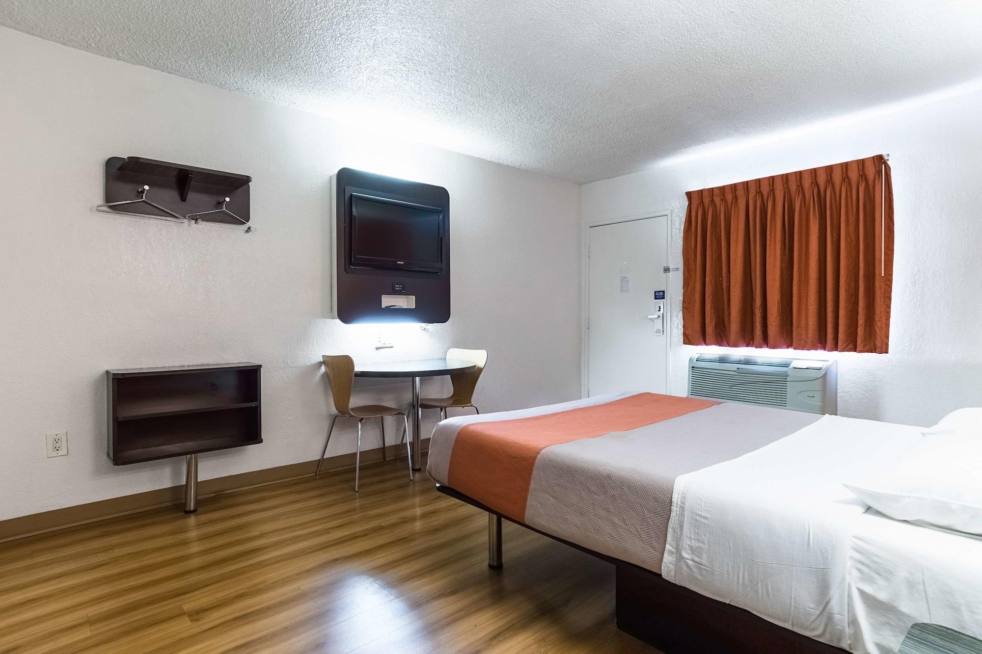 Motel 6-Long Beach, Ca - International City Luaran gambar