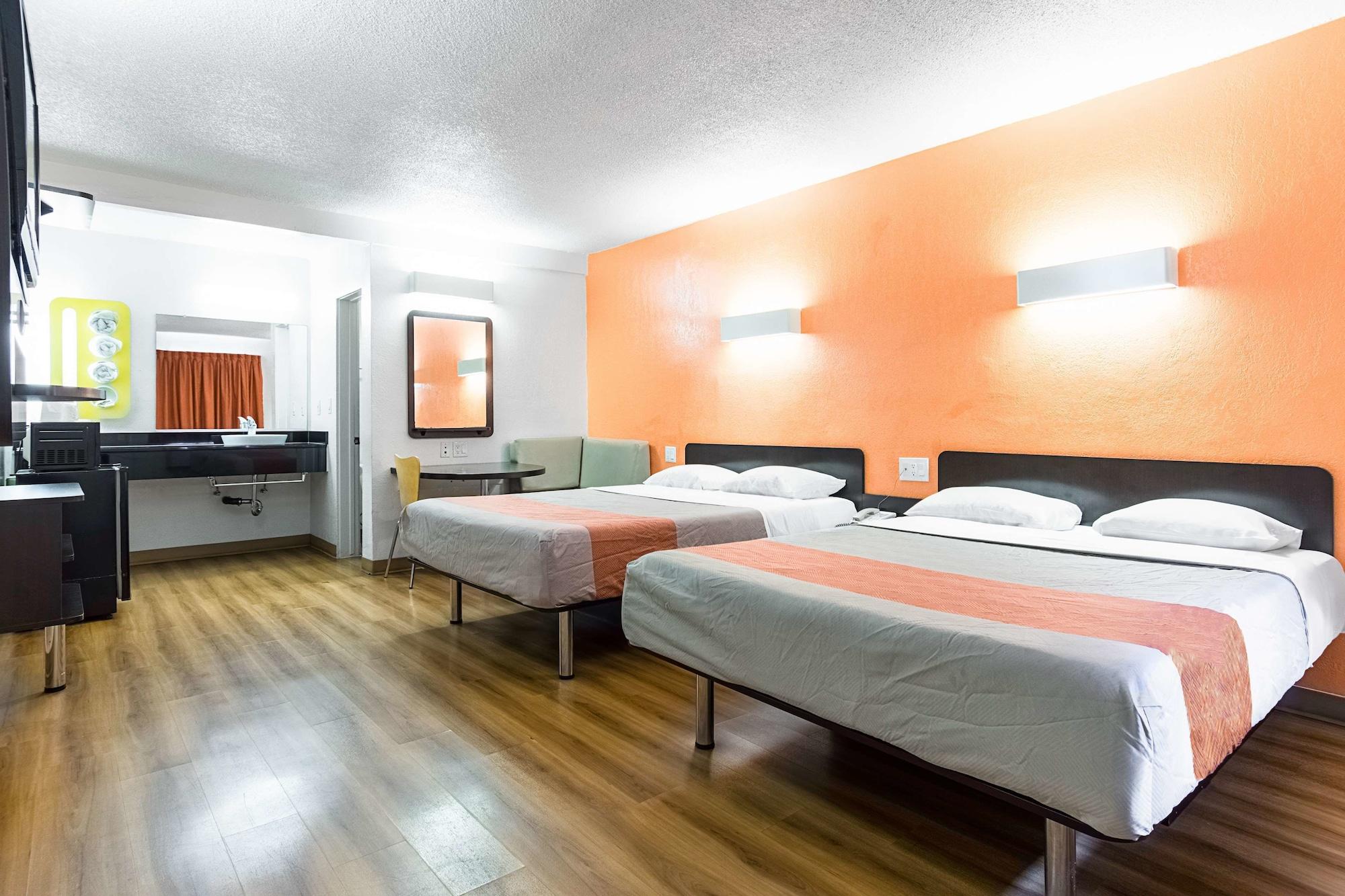 Motel 6-Long Beach, Ca - International City Luaran gambar