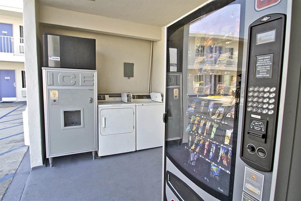 Motel 6-Long Beach, Ca - International City Luaran gambar
