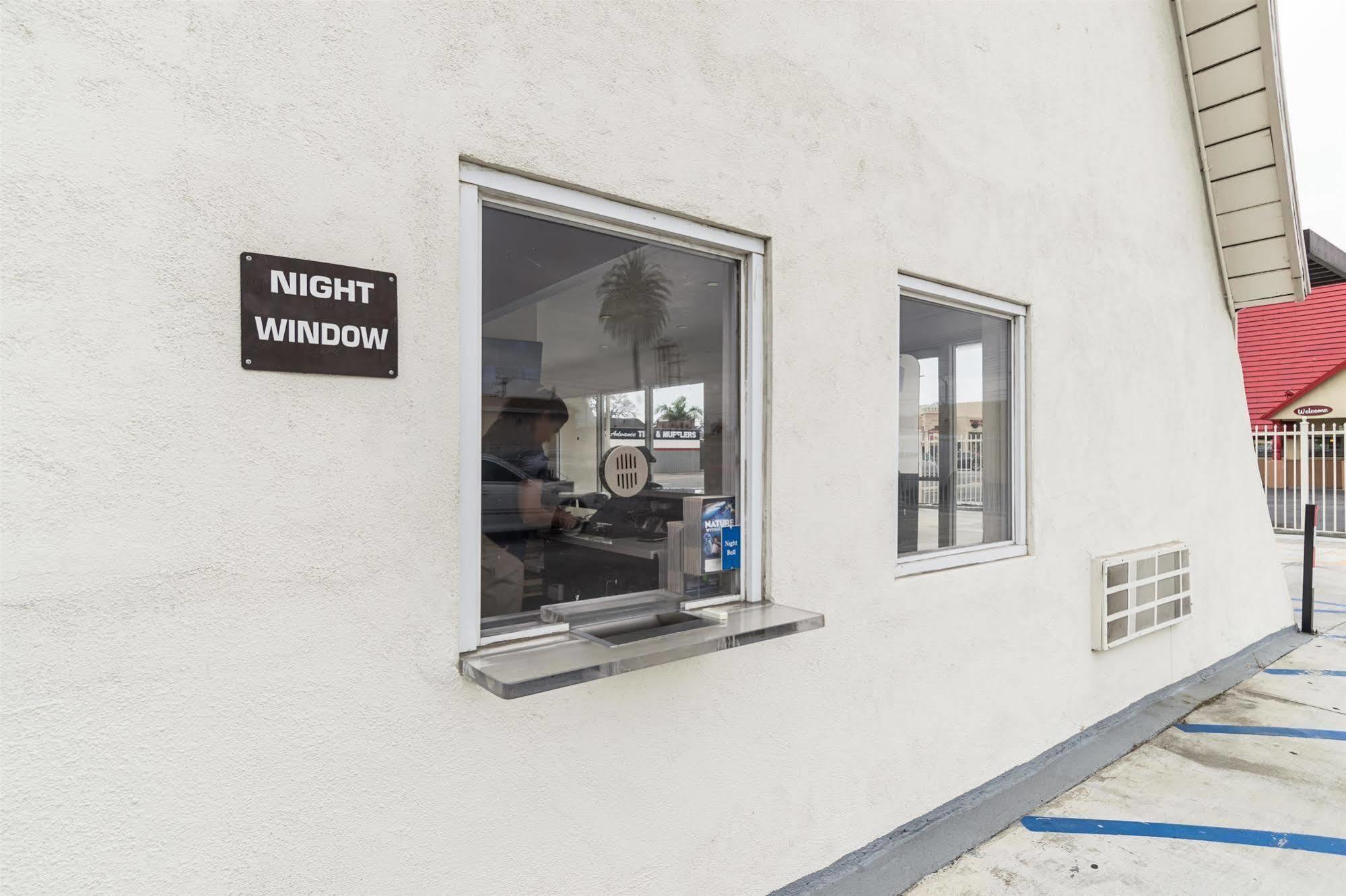 Motel 6-Long Beach, Ca - International City Luaran gambar