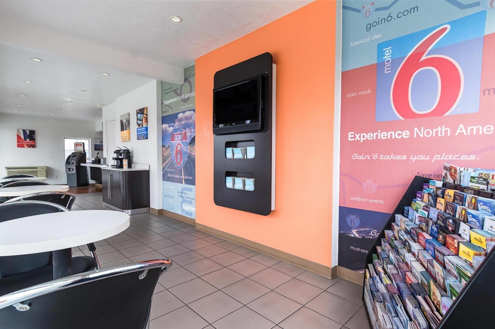 Motel 6-Long Beach, Ca - International City Luaran gambar